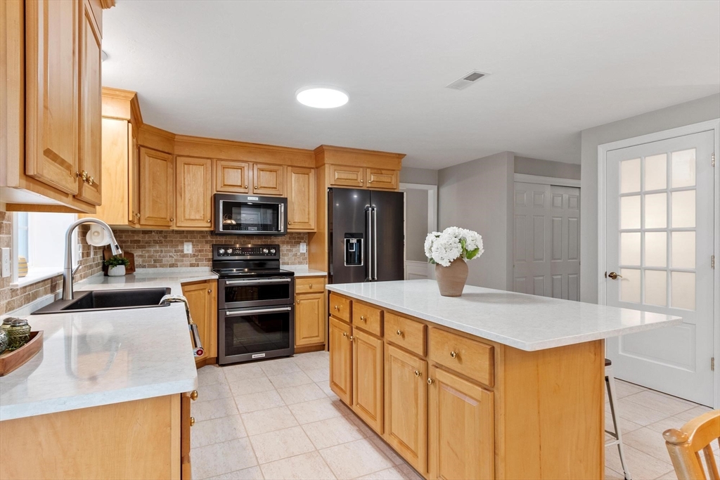 10 John Swift Rd