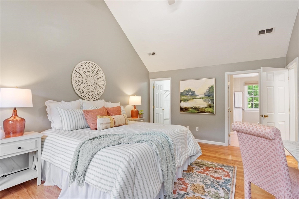 10 John Swift Rd