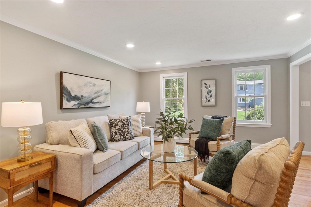 10 John Swift Rd