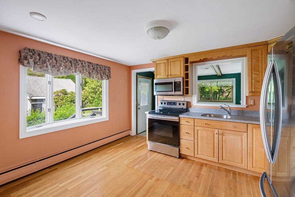 40 Bell Rd