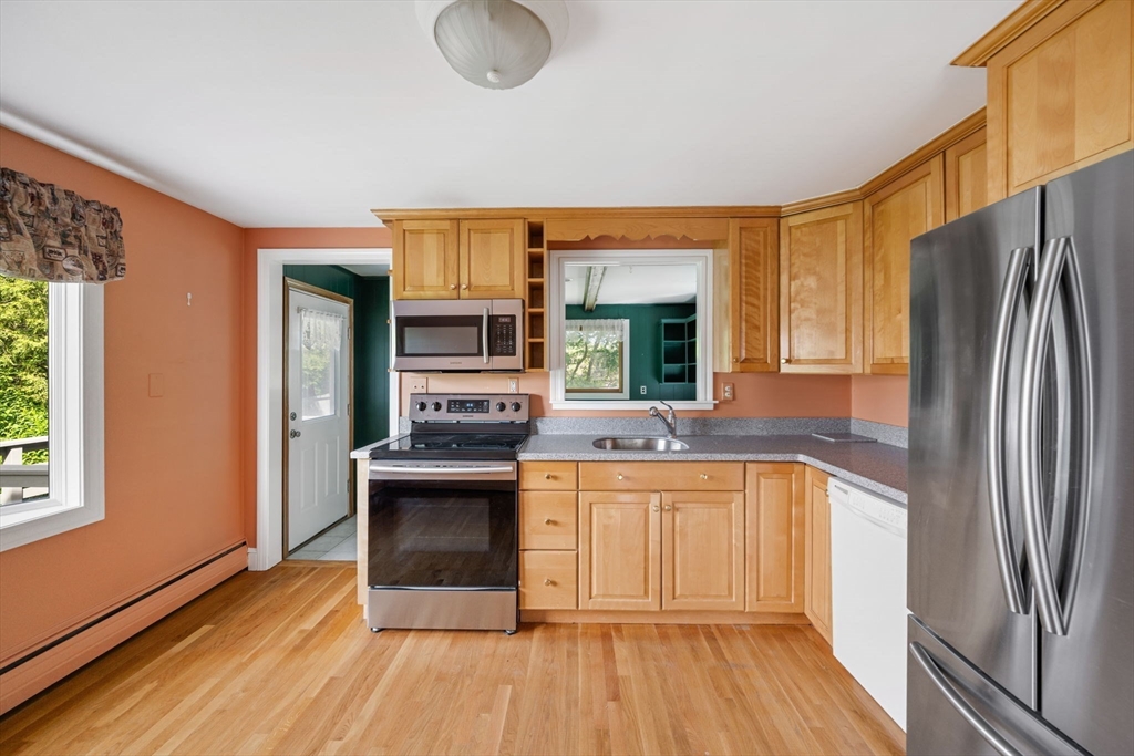 40 Bell Rd