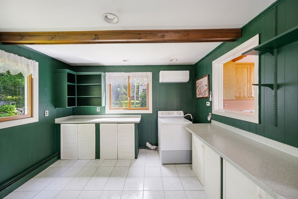 40 Bell Rd