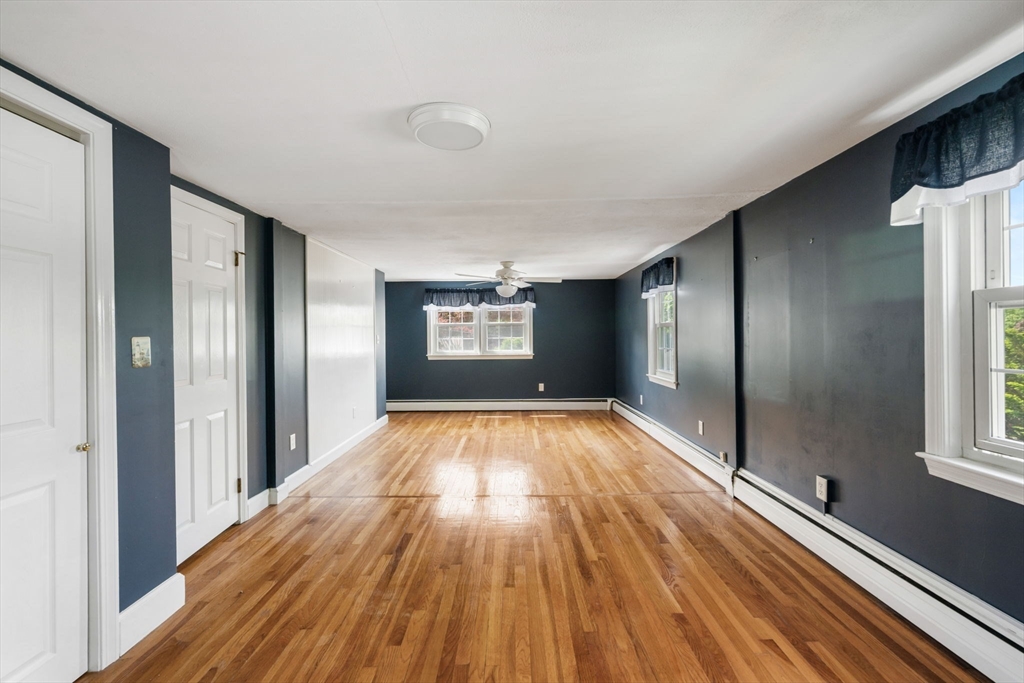 40 Bell Rd
