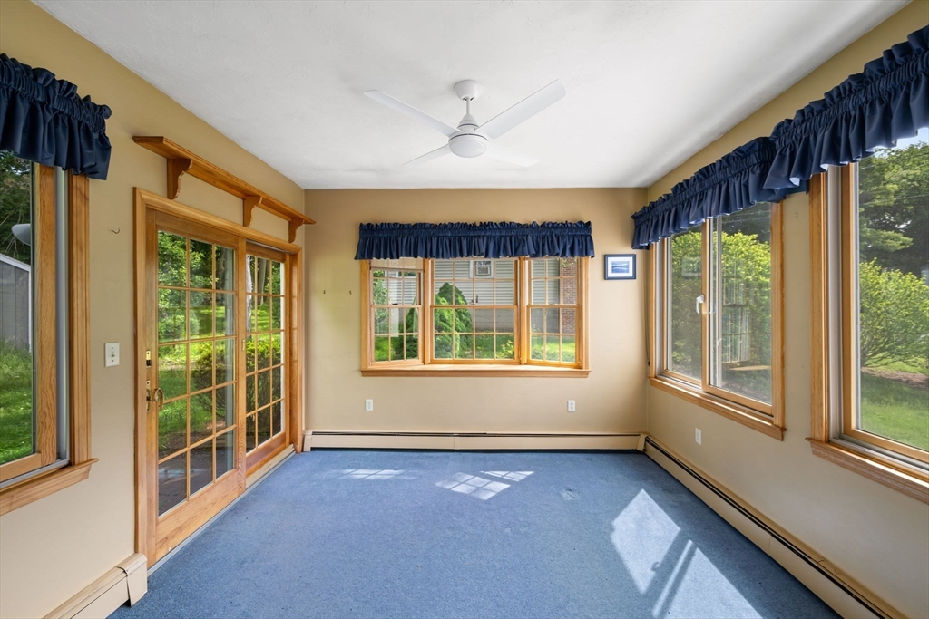 40 Bell Rd