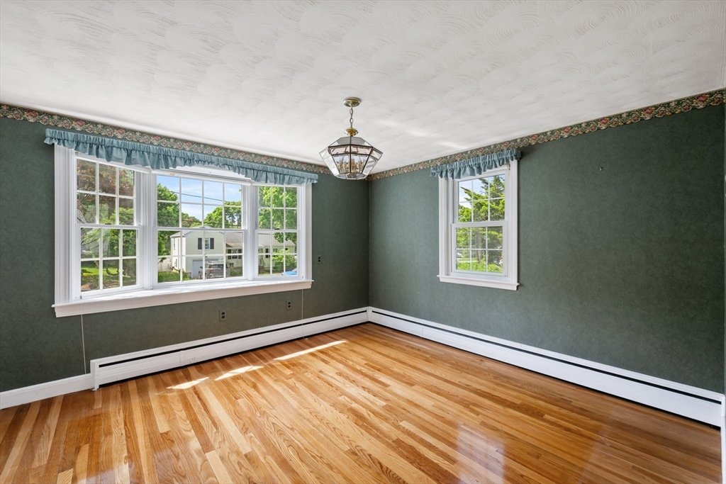 40 Bell Rd