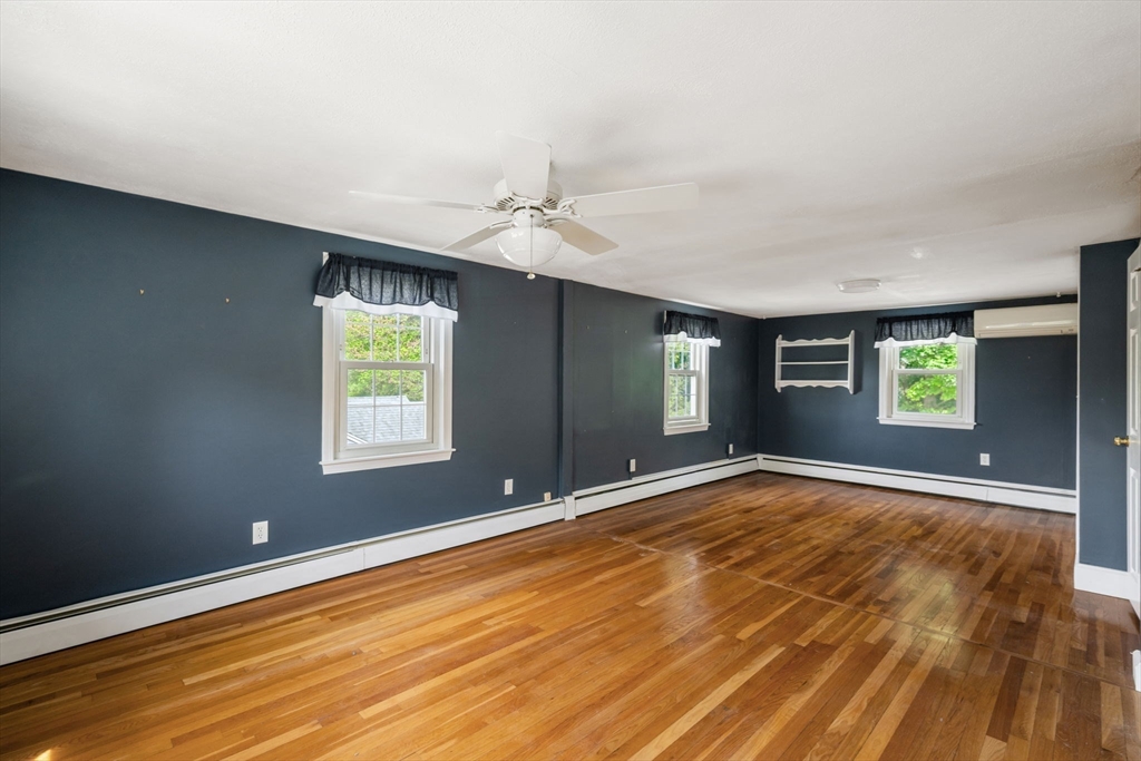 40 Bell Rd