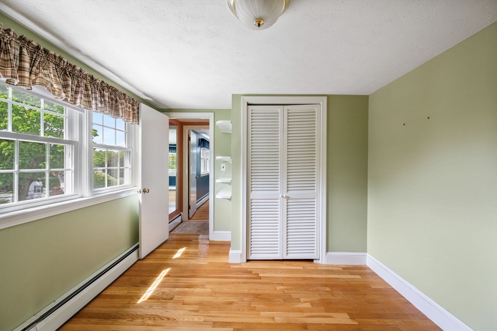 40 Bell Rd