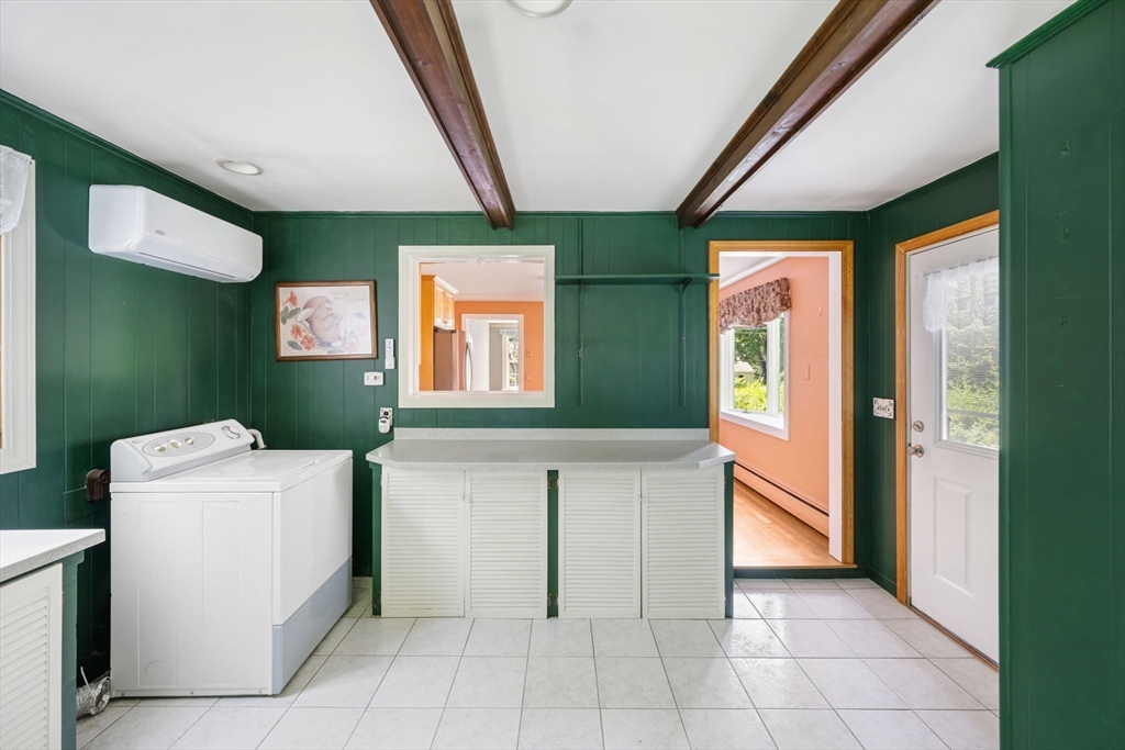 40 Bell Rd