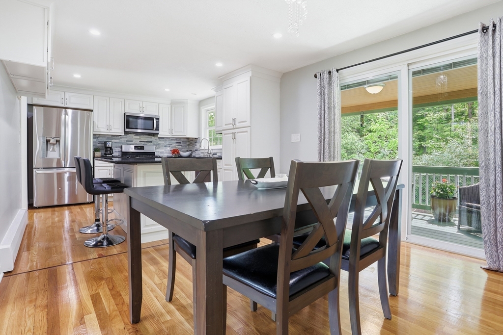 33 Simon Willard Rd