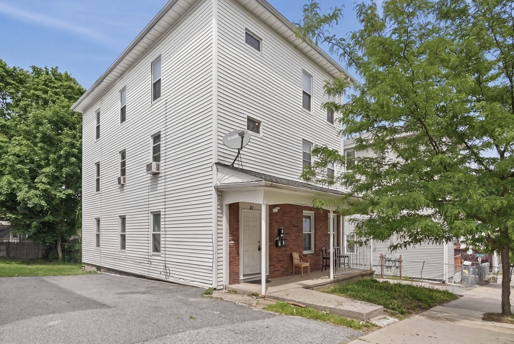 31 Aetna Street