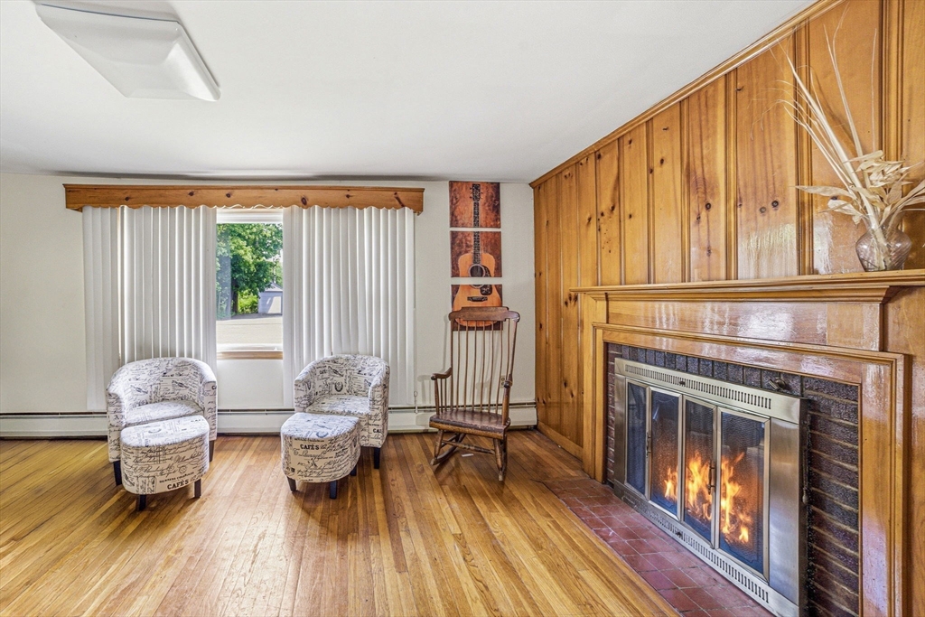 229 Summer St