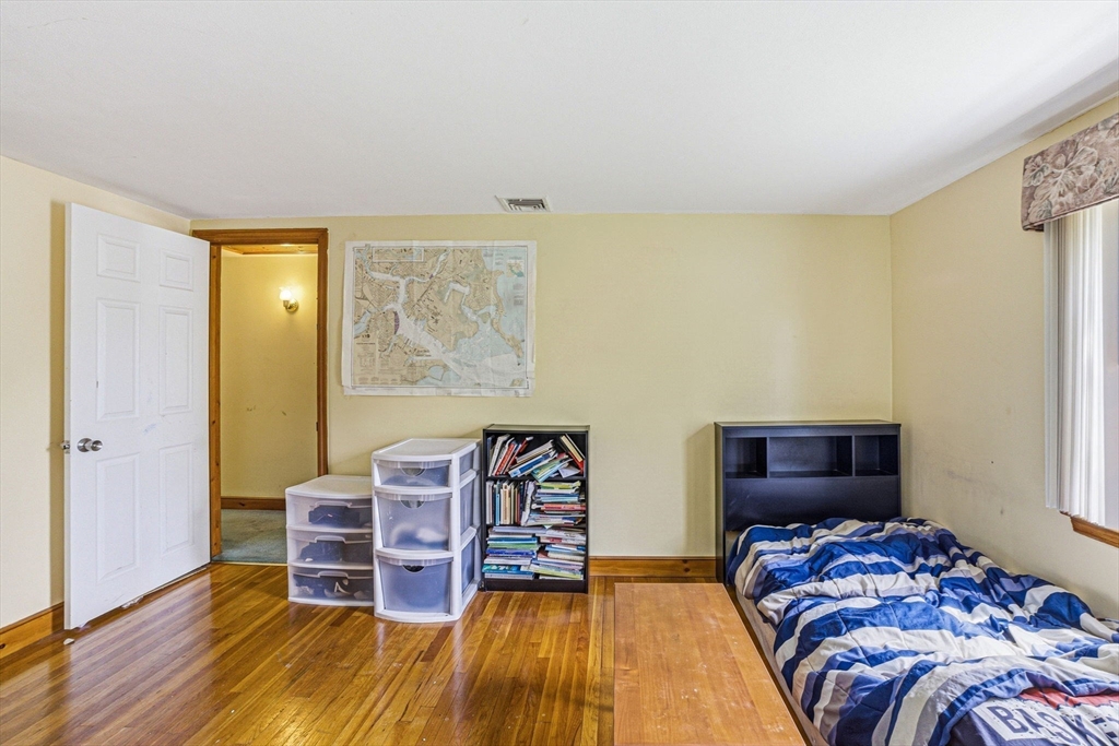 229 Summer St