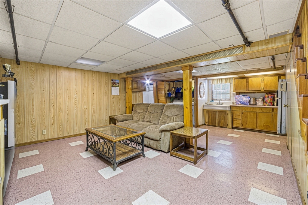 229 Summer St