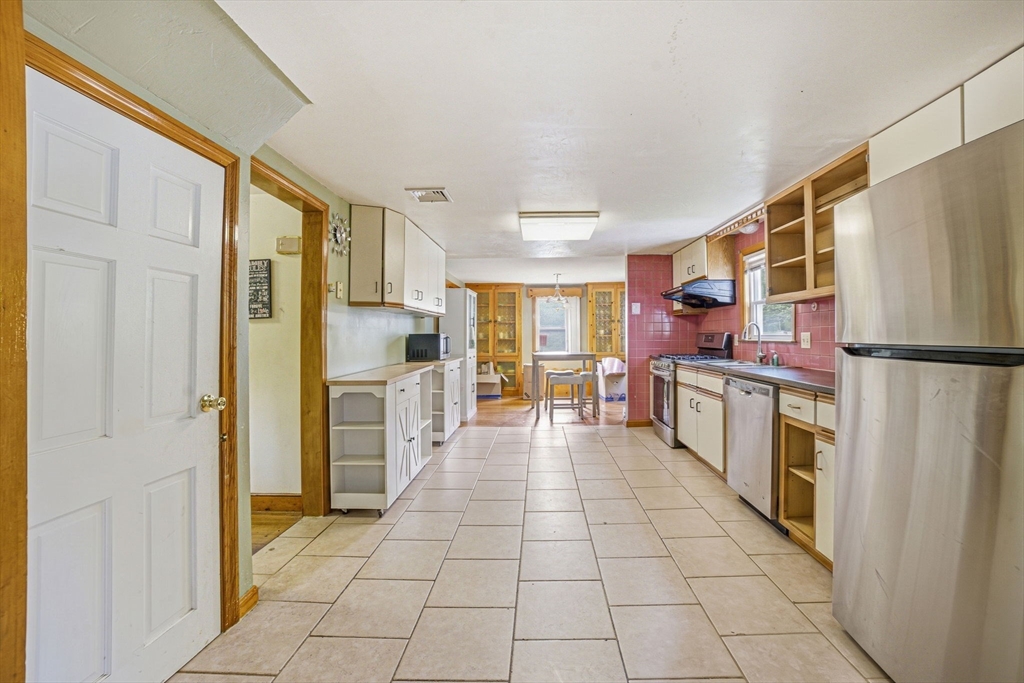 229 Summer St