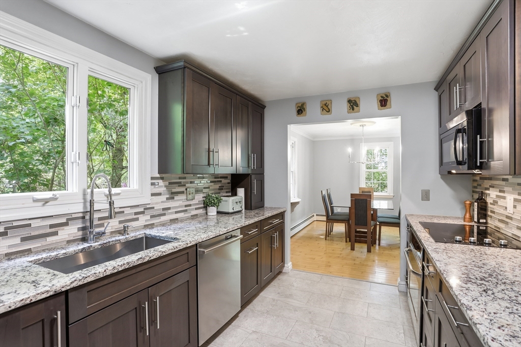 123 Sugar Rd