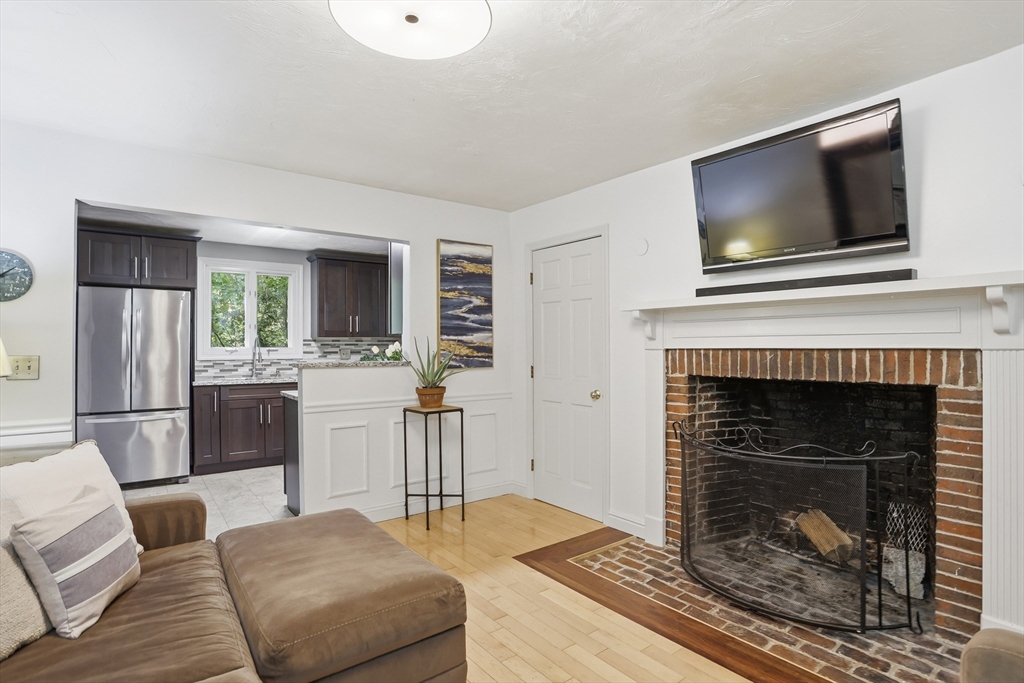 123 Sugar Rd