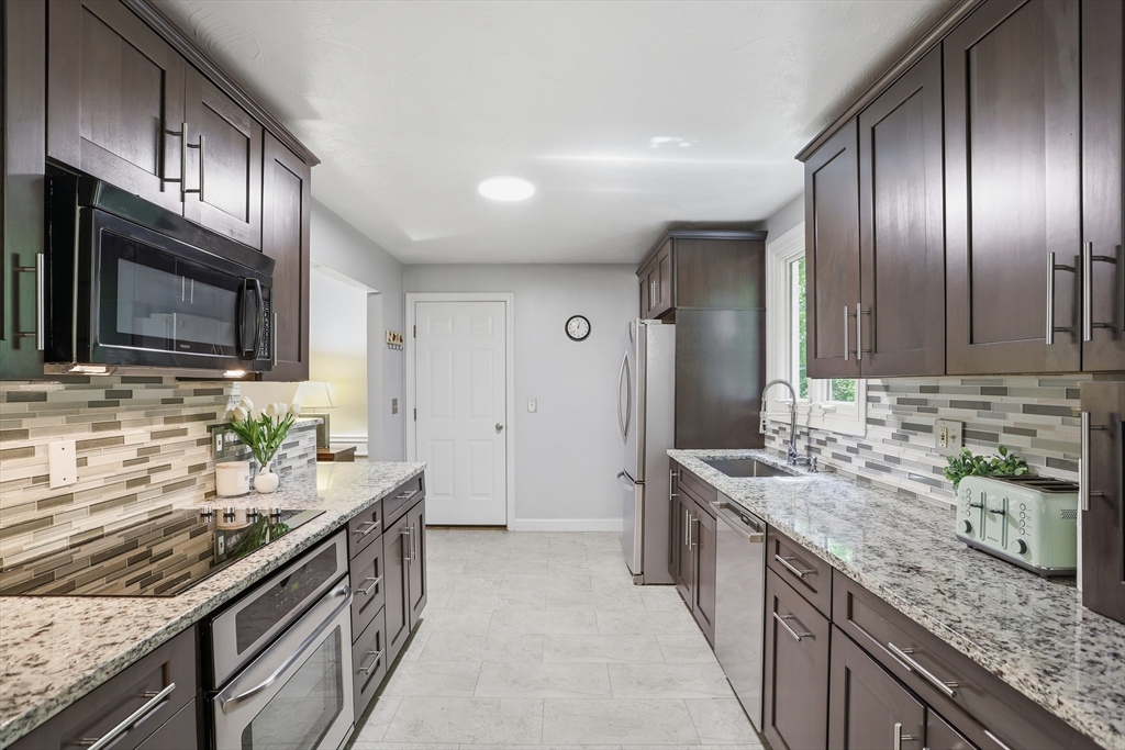 123 Sugar Rd