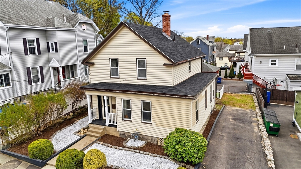 9 Robbins Street