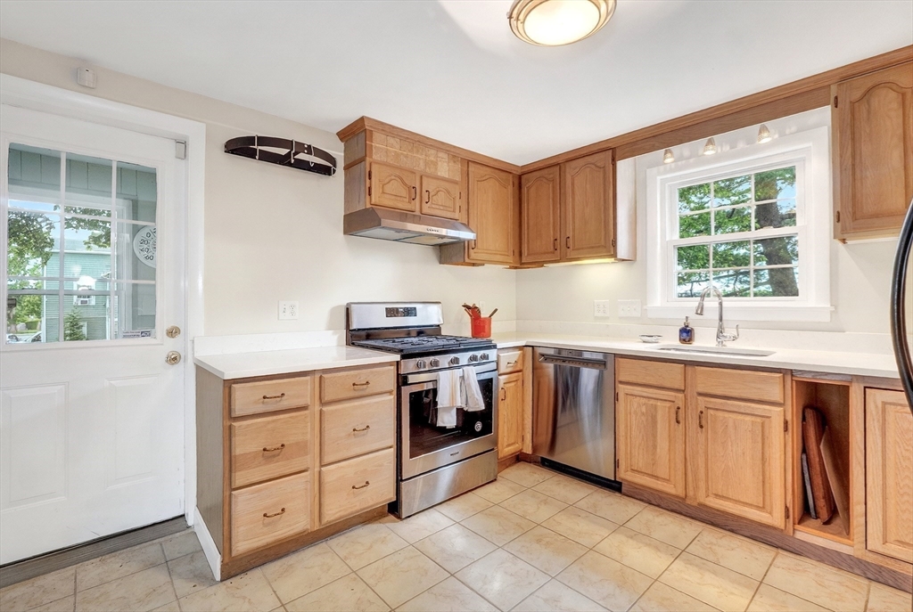 43 Grandview Ave