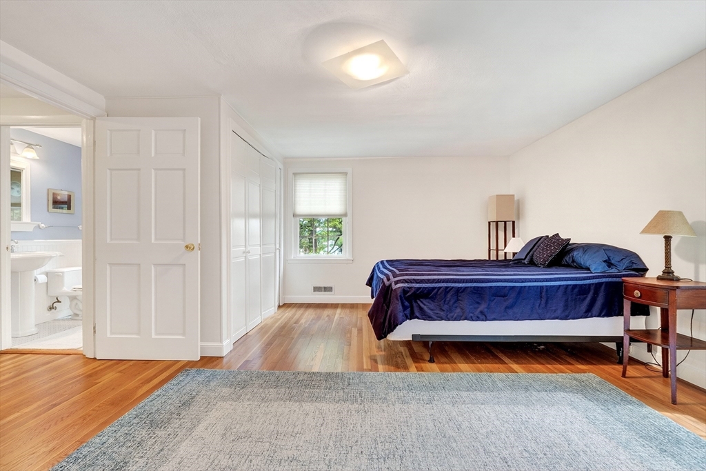 43 Grandview Ave