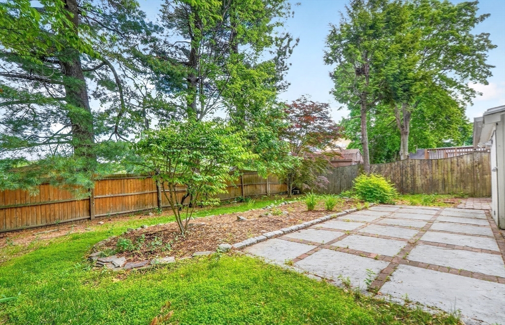 43 Grandview Ave