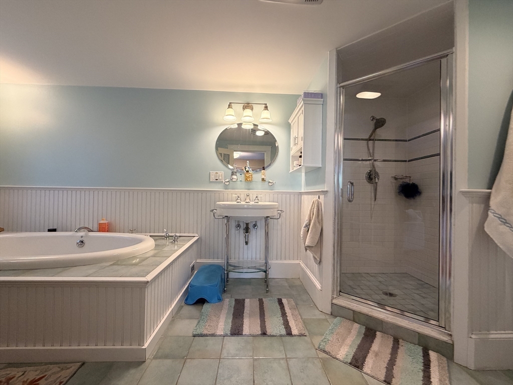 410 Marrett Rd
