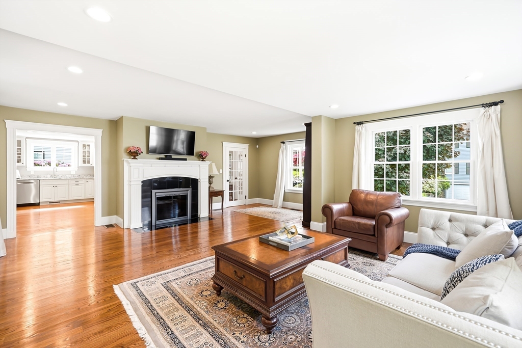 18 Grayson Rd