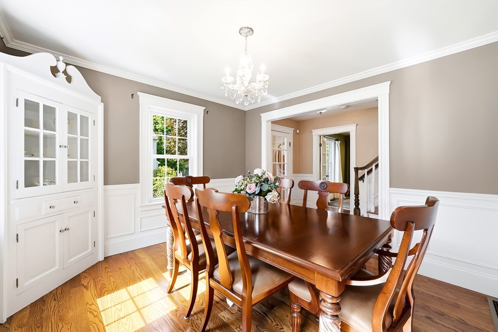 18 Grayson Rd