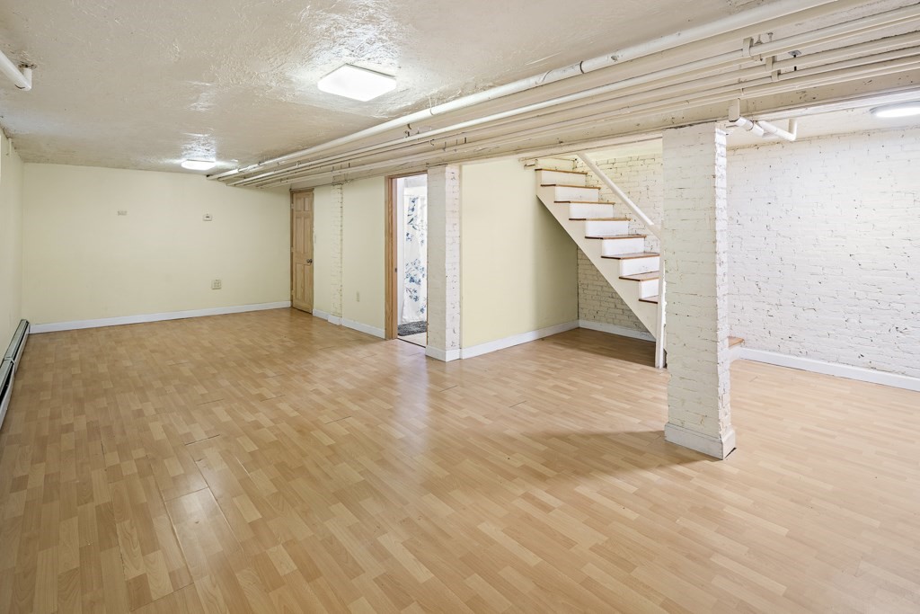 64 Pleasant St # 1