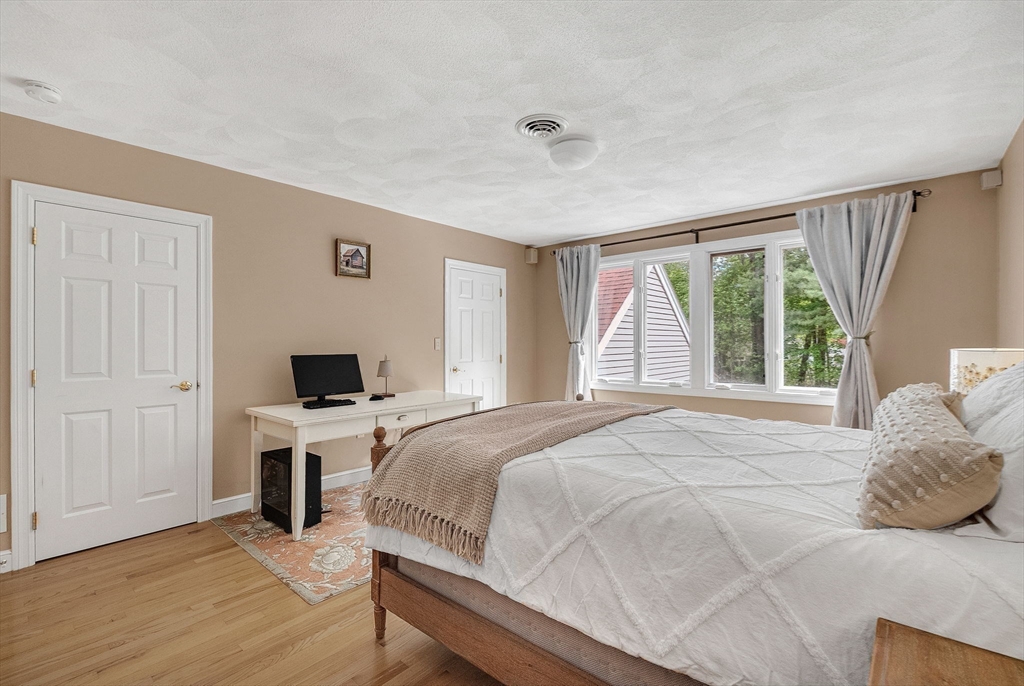 784 Strawberry Hill Rd