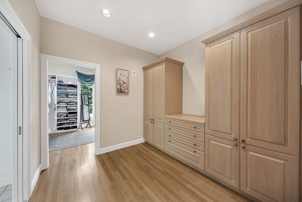784 Strawberry Hill Rd