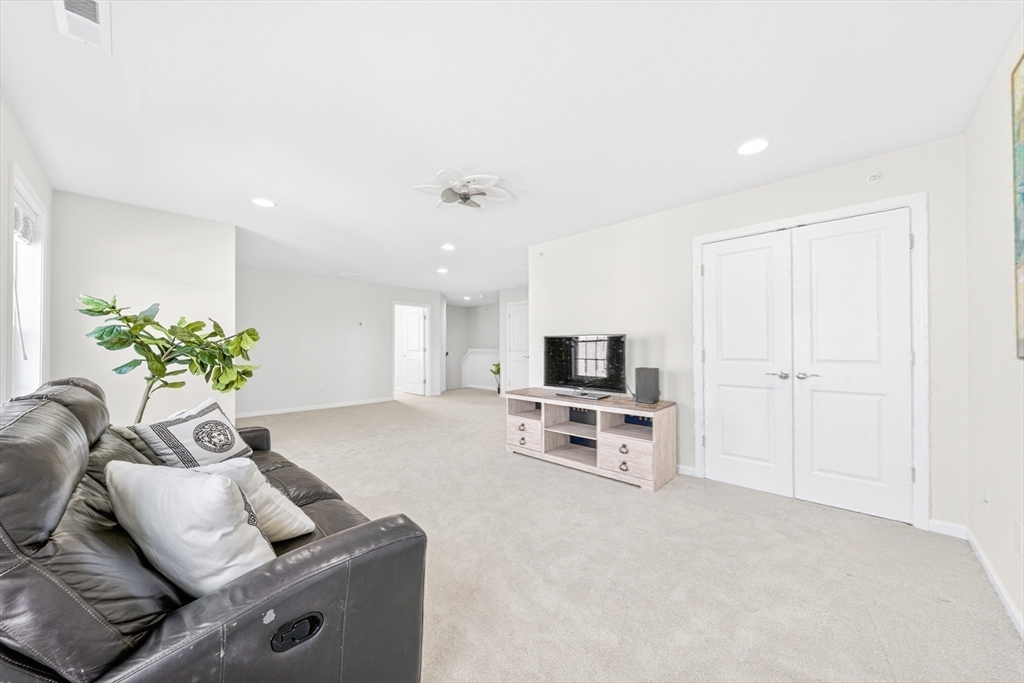 61 Aspen Way # 61