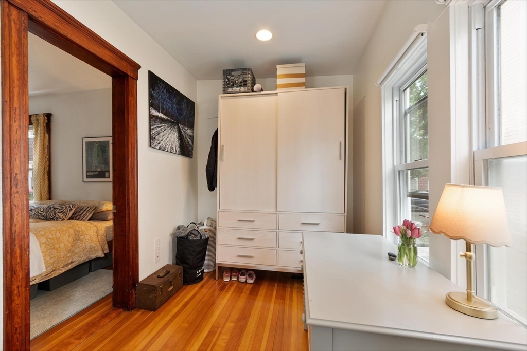 20 George St # 1