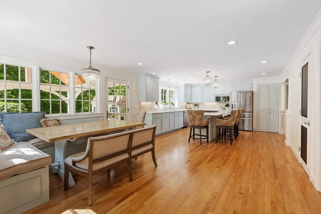 158 Kettle Hole Rd