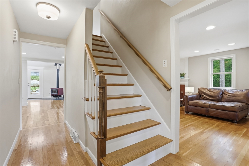 39 Ethan Allen Dr.