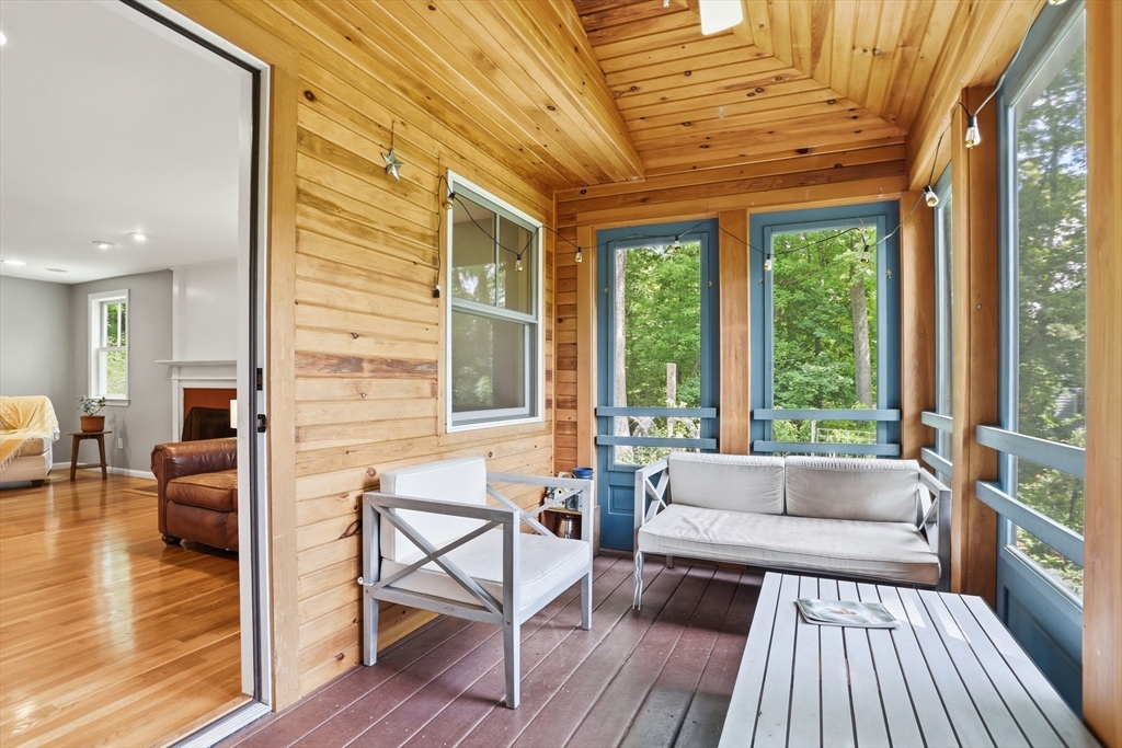 39 Ethan Allen Dr.