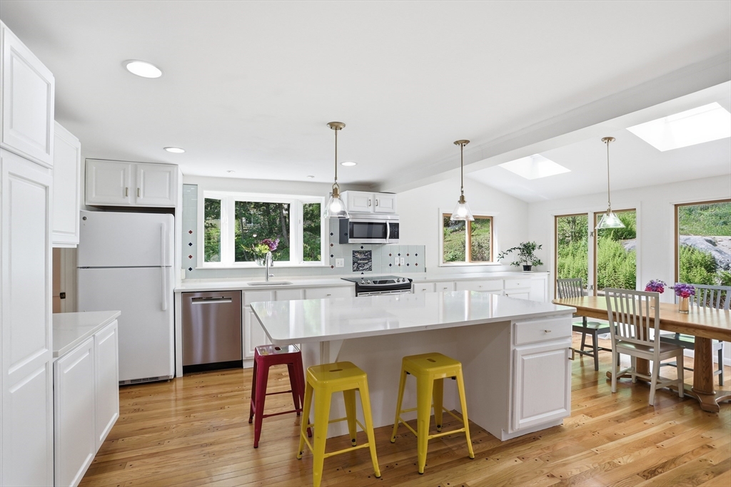 39 Ethan Allen Dr.