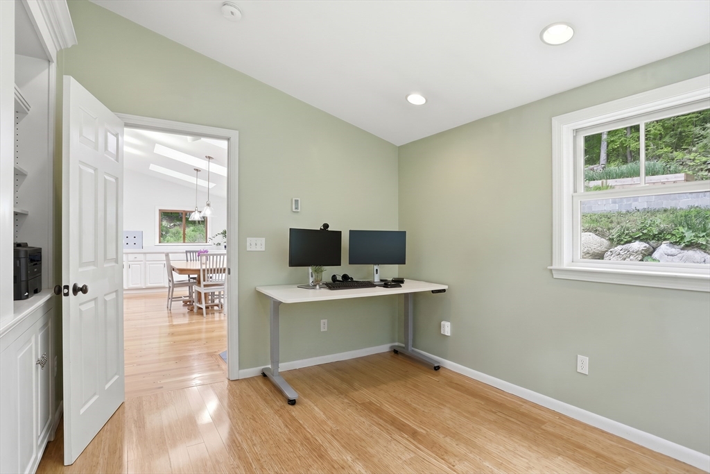 39 Ethan Allen Dr.