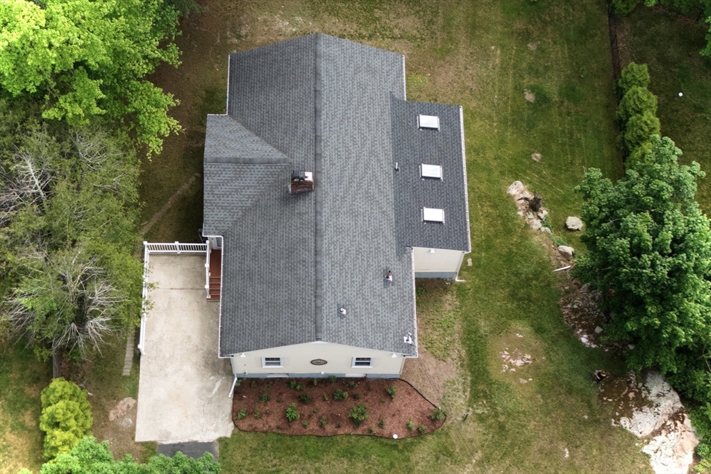 82 Cottage St