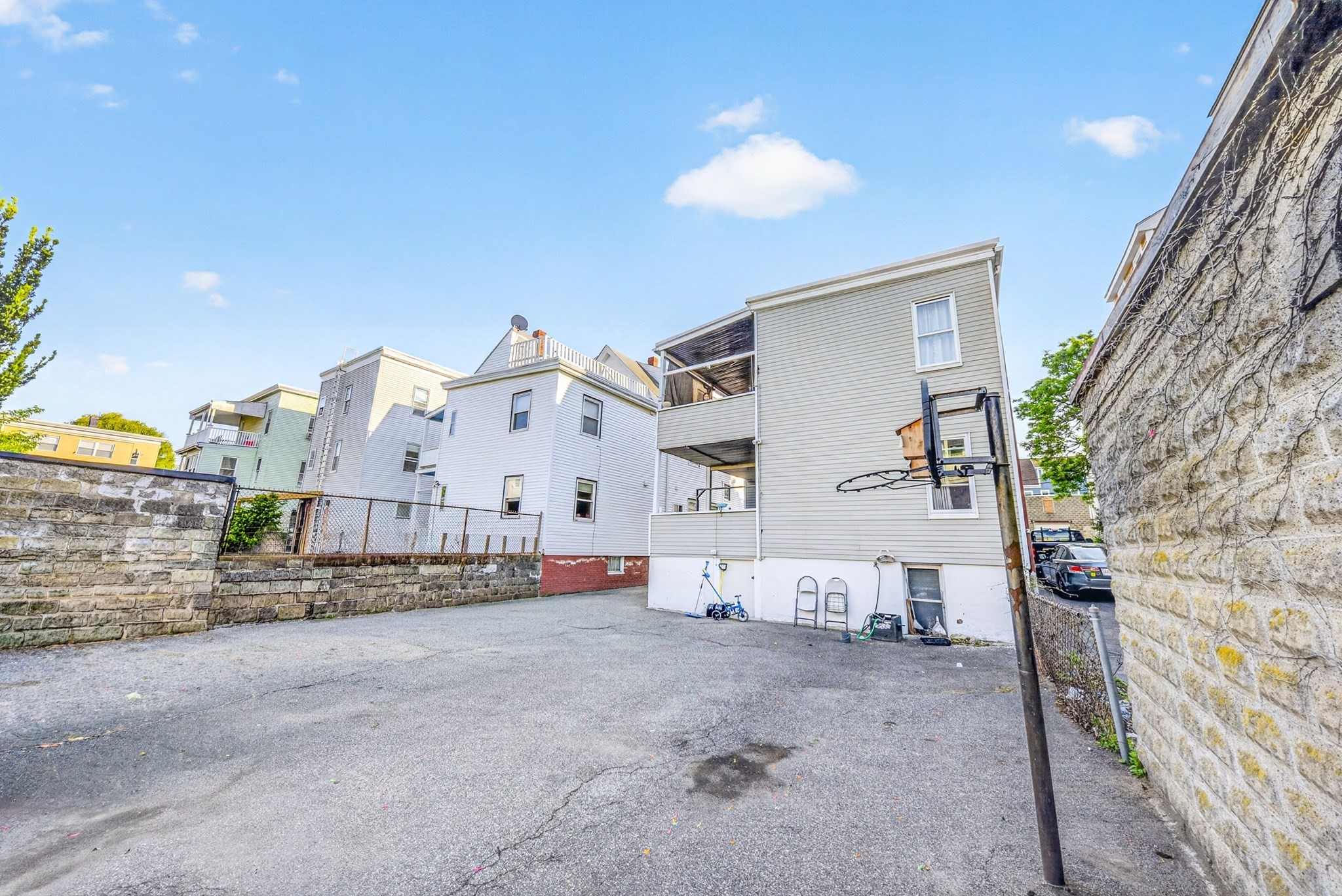 39 Derby St