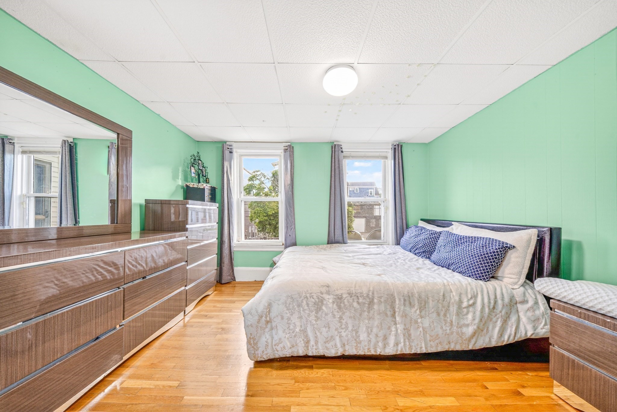 39 Derby St