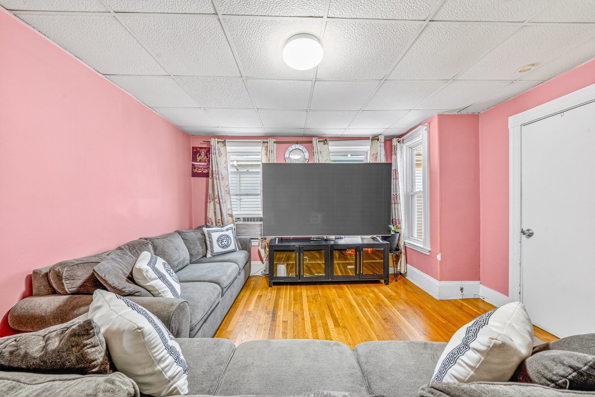 39 Derby St