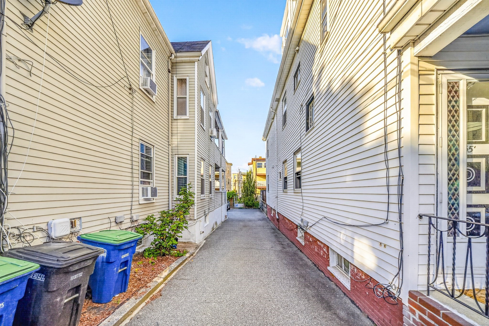 39 Derby St