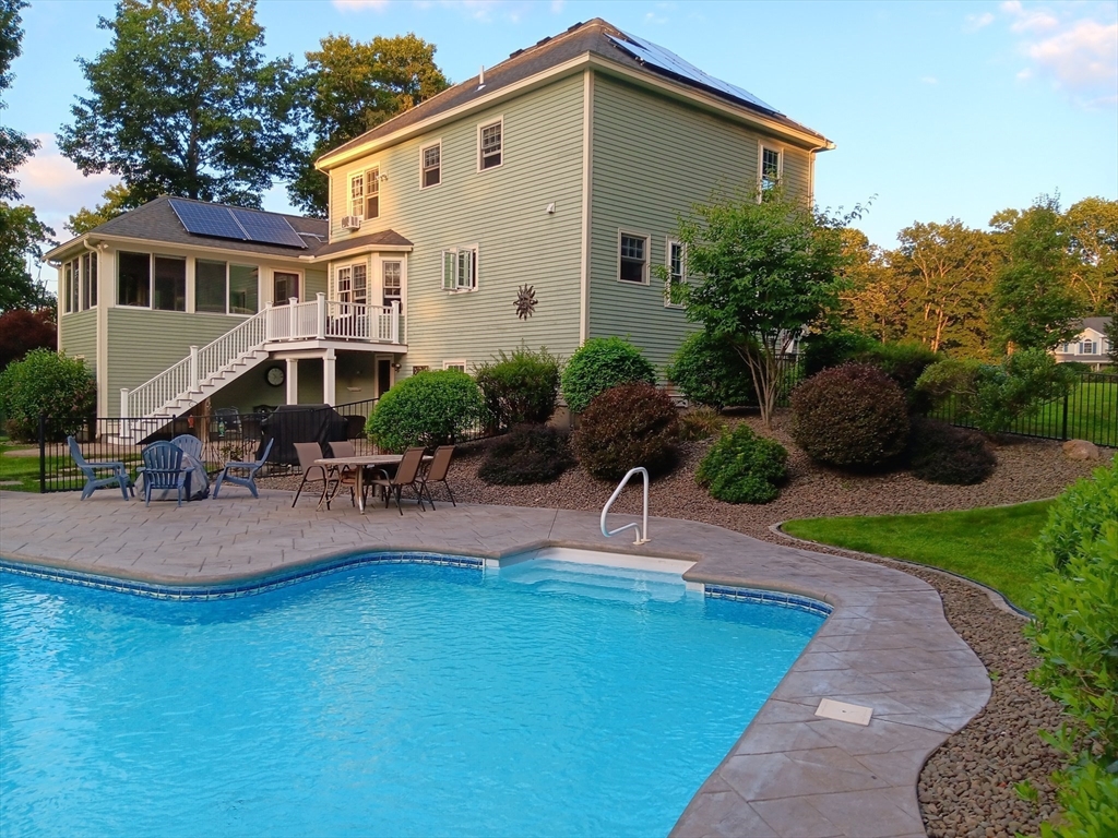 4 Andrea Terrace