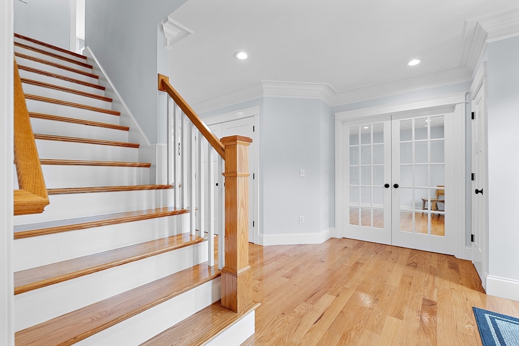17 Grand St