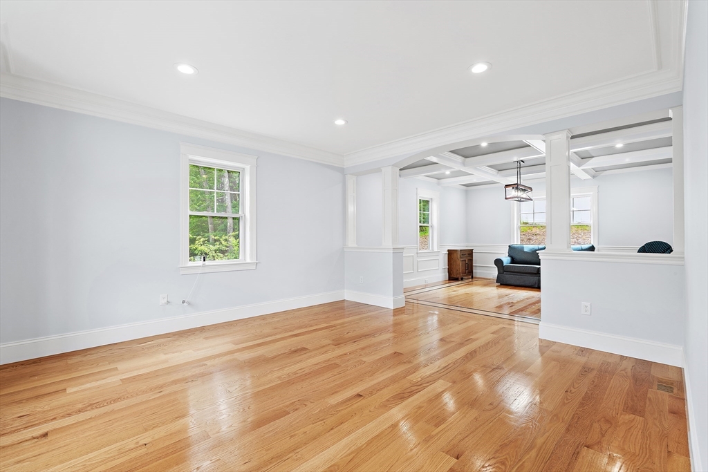 17 Grand St