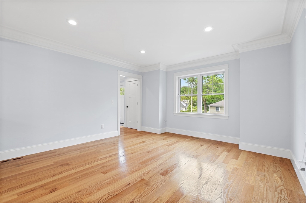 17 Grand St