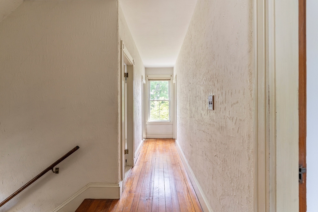 24 Mt Vernon St