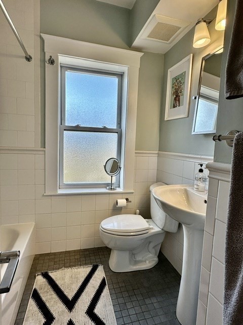 126 Westland Ave # 1