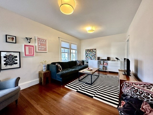 126 Westland Ave # 1